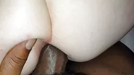 Cuckold记录了他的哥伦比亚妻子他妈的陌生人