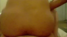恶毒的母亲与她的儿子得到角质和乱搞