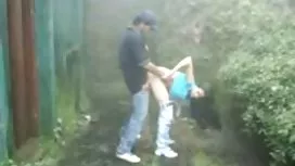 朋友被释放为妓女与巨大的黑色鸡巴