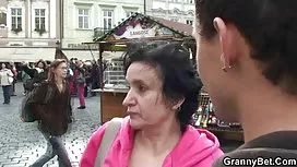 Putita勒索与她的兄弟他妈的